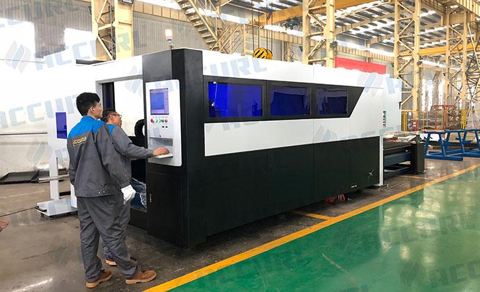 Machine CNC de découpe par laser IPG à fibre pour Aluminium – 1KW 