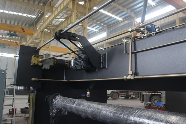 6 axes cnc presse plieuse hydraulique machine à cintrer pour tôle 8000mm  1200TN - ACCURL