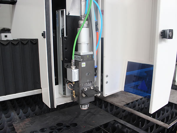 Machine de découpe laser à fibre 1000W (Pour acier inoxydable) 